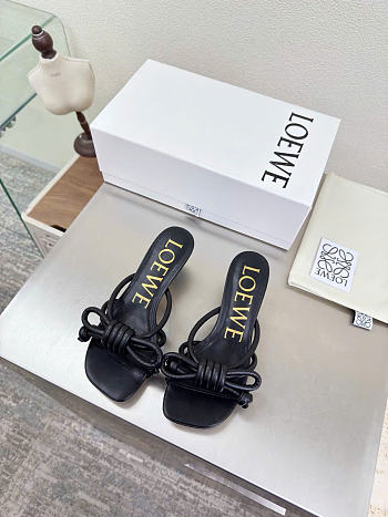 Kitlife Loewe Flamenco Knot Sandal In Black Lambskin