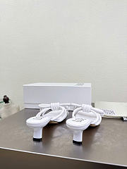 Kitlife Loewe Flamenco Knot Sandal In White Lambskin - 4