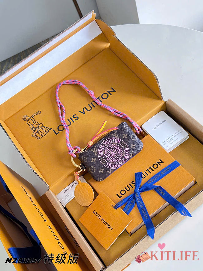 Kitlife Louis Vuitton Phone Holder Monogram Blue M28125 12x6.5x1cm - 1