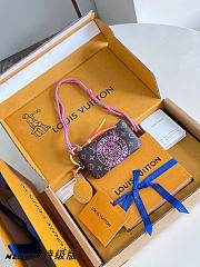 Kitlife Louis Vuitton Phone Holder Monogram Blue M28125 12x6.5x1cm - 1