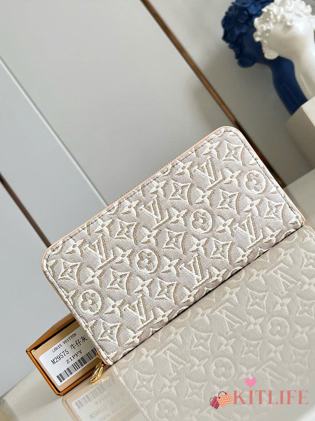 Kitlife Louis Vuitton Zippy Wallet Gray Monogram M29575 19.5x10.5x2.5cm - 1