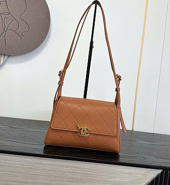 Kitlife Chanel 26K Handbag Brown Calfskin 22.5×14×8cm 