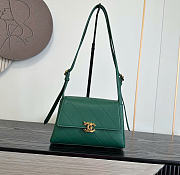 Kitlife Chanel 26K Handbag Green Calfskin 22.5×14×8cm  - 1