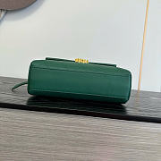 Kitlife Chanel 26K Handbag Green Calfskin 22.5×14×8cm  - 2