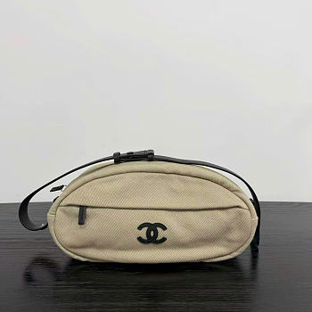 Kitlife Chanel 26M Coco Beach Rugby Shoulder Bag Beige 30x10x14cm