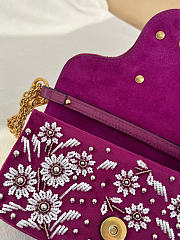 Kitlife Valentino Garavani Loco Small Velvet Floral Embroidered Shoulder Bag 20x11x5cm - 4