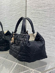 Kitlife Dior Medium Toujours Reversible Handbag White & Black 28.5x19x21cm - 2