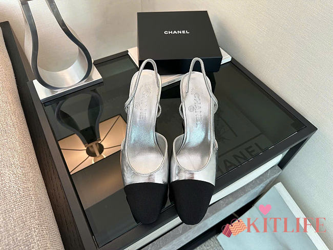 Kitlife Chanel Silver Calfskin Cap Toe CC Slingback Pumps 65mm - 1