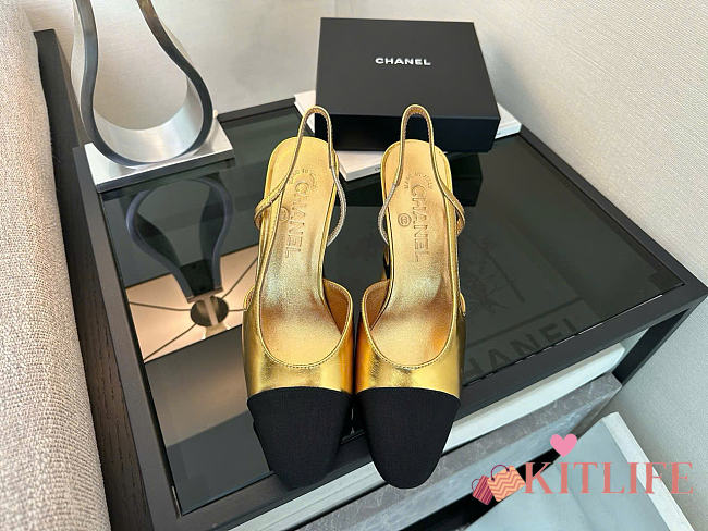 Kitlife Chanel Gold Calfskin Cap Toe CC Slingback Pumps 65mm  - 1