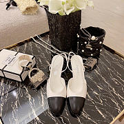 Kitlife Chanel White Calfskin Cap Toe CC Slingback Pumps 65mm - 1