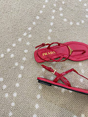 Kitlife Prada Red Patent Leather Thong Sandals - 4