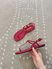 Kitlife Prada Red Patent Leather Thong Sandals - 2