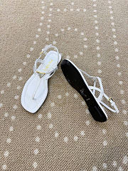 Kitlife Prada White Patent Leather Thong Sandals - 4
