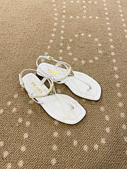 Kitlife Prada White Patent Leather Thong Sandals - 2