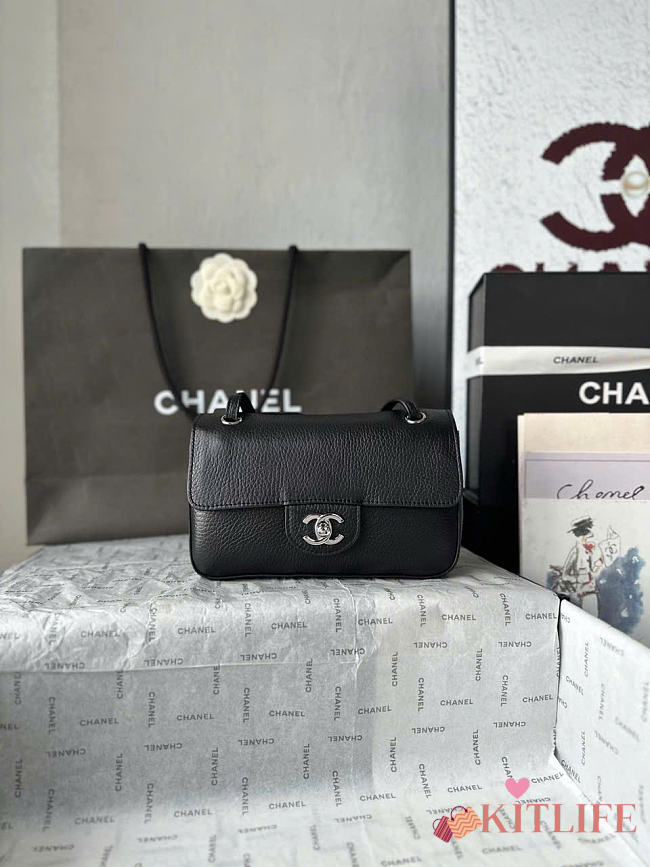 Kitlife Chanel Maxi Mini Flap Bag Black With Silver Hardware AS6573 13x20x6cm - 1