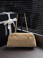 Kitlife Chanel 26A Beige Suede Chain Bag AS6406 15x32x8cm - 1