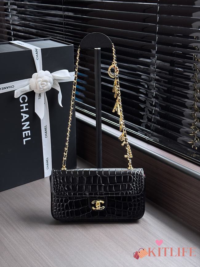 Kitlife Chanel 26A Chain Bag with Black Crocodile Pattern AS6340 22x12x4cm - 1