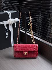 Kitlife Chanel 26A Chain Bag with Red Crocodile Pattern AS6340 22x12x4cm - 1