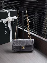 Kitlife Chanel 26A Chain Bag with Gray Crocodile Pattern AS6340 22x12x4cm  - 1