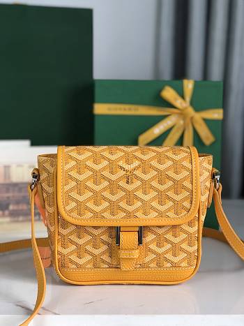 Kitlife Goyard Goyardine Grand Bleu Bag Yellow 16x14x6cm