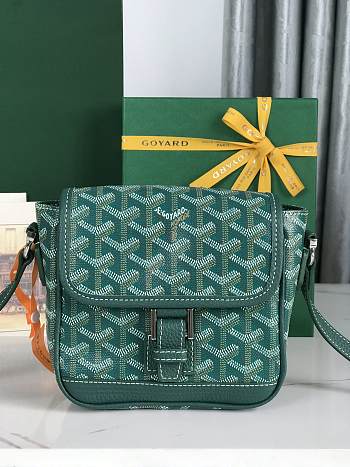 Kitlife Goyard Goyardine Grand Bleu Bag Green 16x14x6cm 