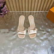 Kitlife Louis Vuitton Cube Mules Beige Satin Heel 6.5cm - 2