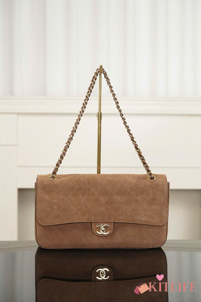 Kitlife Chanel Suede Calfskin Small Souplissimo Maxi Flap Bag Brown 19.5x32x10cm - 1