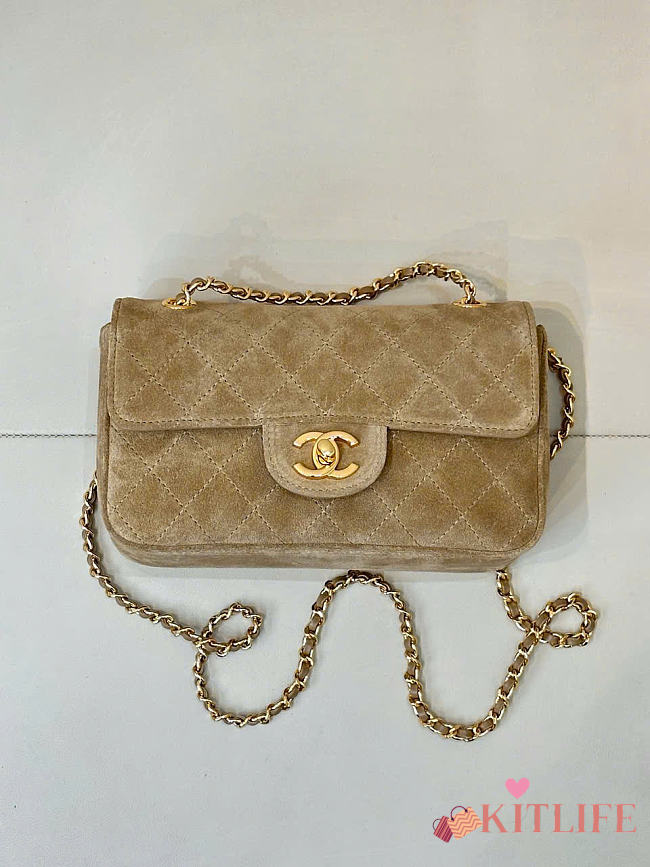 Kitlife Chanel 26A Suede Calfskin Maxi Flap Bag Beige 13x20x6cm - 1