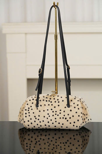 Kitlife Chanel Pony Hair Cheetah Print Pretty CC Clutch With Strap Light Beige Black 29.5x13x20cm
