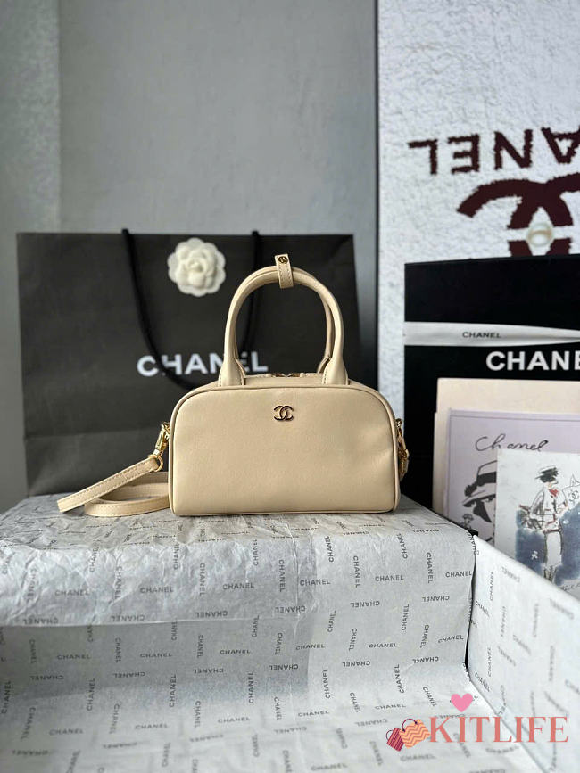 Kitlife Chanel 26B Mini Bowling Boston Bag Beige AS5528 20x13x9cm - 1