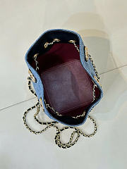 Kitlife Chanel Bucket With Chain Washed Blue Denim & Gold-Tone Metal 18x11.5x11.5cm - 6