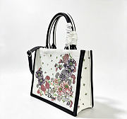 Kitlife Dior Medium Book Tote with Strap Multicolor Dior Hortensia Garden Embroidery  36x27.5x16.5cm - 5