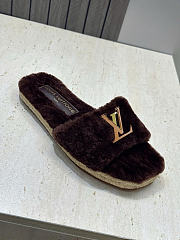 Kitlife Louis Vuitton Women's Shearling Slides Dark Brown - 4