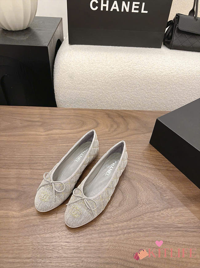 Kitlife Chanel Classic Ballet Flats Shoes Gray Denim - 1
