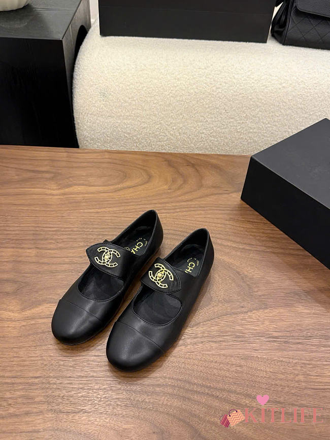Kitlife Chanel 26B Button Mary Janes Shoes Black - 1