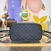 Kitlife Louis Vuitton Juliette Monogram Mini Bag Dark Blue Denim M92216 22x5x13cm - 2