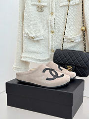 Kitlife Chanel Classic Large Double-C Closed-toe Birkenstock-style Mules Light Beige Suede - 6