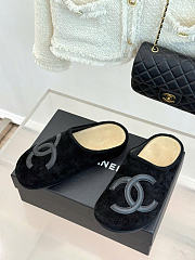 Kitlife Chanel Classic Large Double-C Closed-toe Birkenstock-style Mules Black Suede - 5