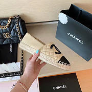  Forubags Chanel Beige Flat Shoes - 5