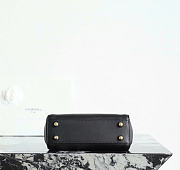 Kitlife Chanel Mini V-Flap Hobo Bag Black 16x22x7.8cm - 2