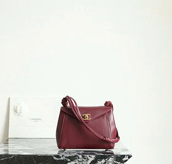 Kitlife Chanel Mini V-Flap Hobo Bag Burgundy 16x22x7.8cm
