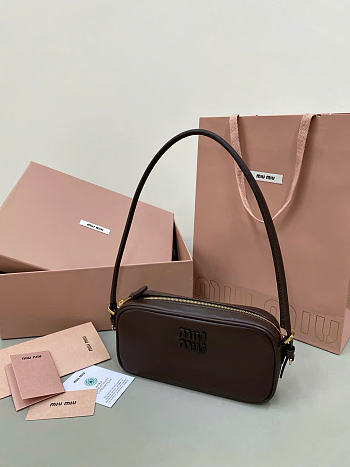 Kitlife Chanel Mini V-Flap Hobo Bag Dark Brown 16x22x7.8cm