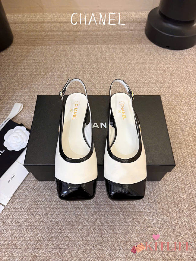 Kitlife Chanel CC Lambskin Slingbacks Mules Patent White Calfskin Square Toe Flats - 1
