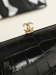 Kitlife Chanel Pretty CC Clutch With Strap Black Crocodile Pattern Leather 36x12.5x13cm - 5