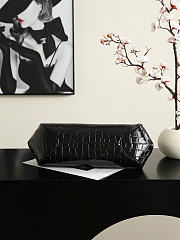 Kitlife Chanel Pretty CC Clutch With Strap Black Crocodile Pattern Leather 36x12.5x13cm - 3