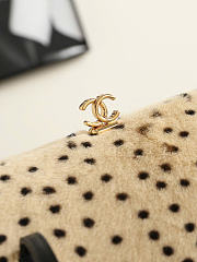 Kitlife Chanel Pony Hair Cheetah Print Pretty CC Clutch With Strap Beige 36x12.5x13cm  - 2