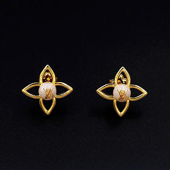 Kitlife Louis Vuitton Pearly Flower Stud Earrings 
