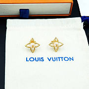 Kitlife Louis Vuitton Pearly Flower Stud Earrings  - 4