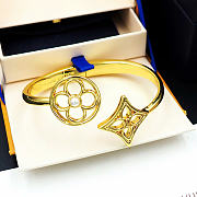 Kitlife Louis Vuitton Pearly Flower Bracelet Gold - 3