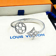 Kitlife Louis Vuitton Pearly Flower Bracelet Silver - 6